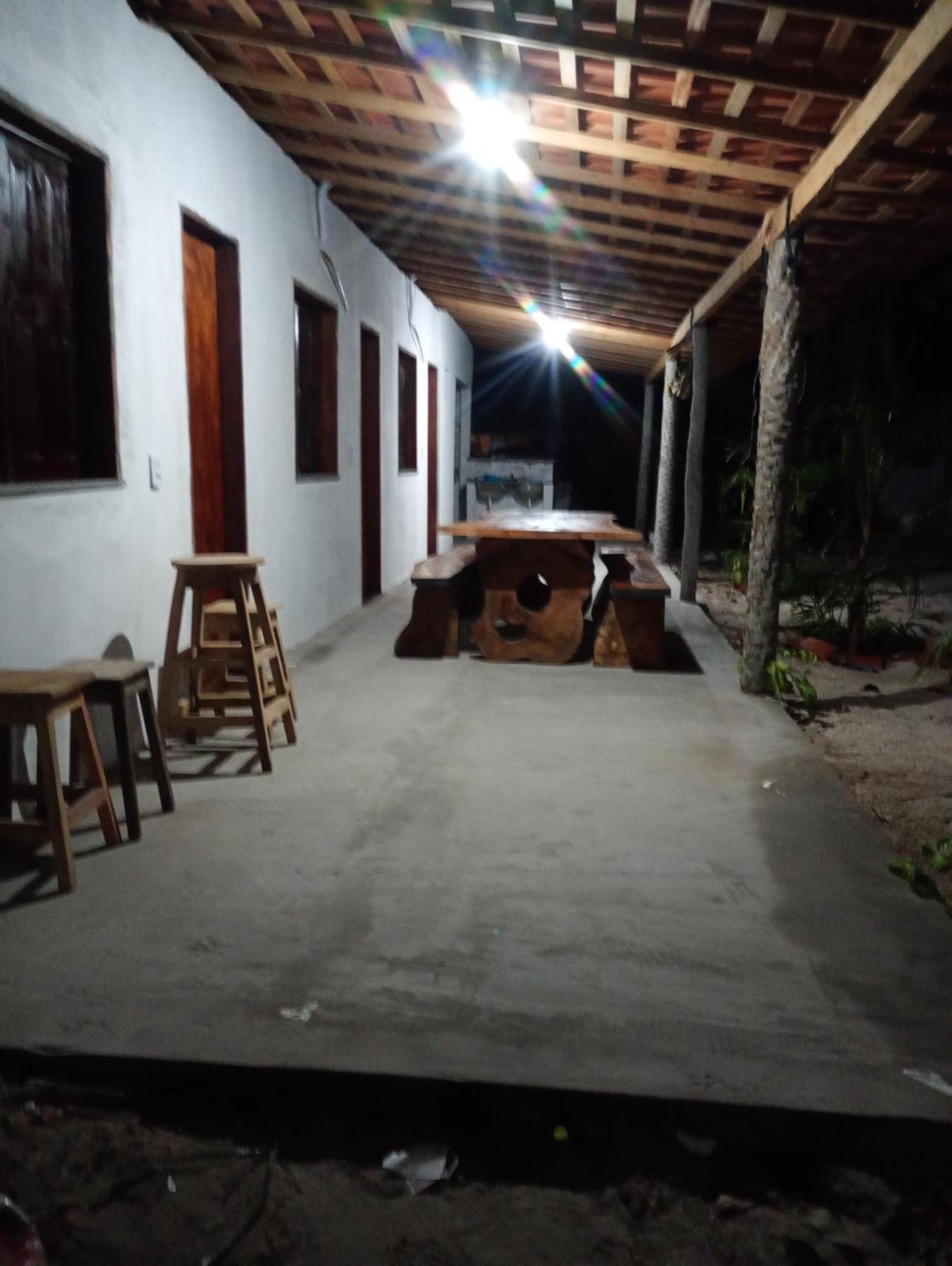 Hostel E Camping Na Rua Das Flores Santo Amaro do Maranhao Exterior foto